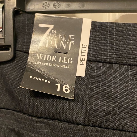NEW New York and Company pin-striped size 16 Petite Stretch dress pants - Picture 5 of 11